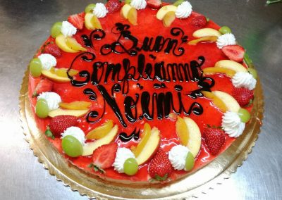 Torta compleanno frutta 2