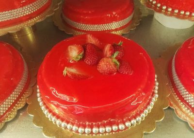 Torta glassa fragole